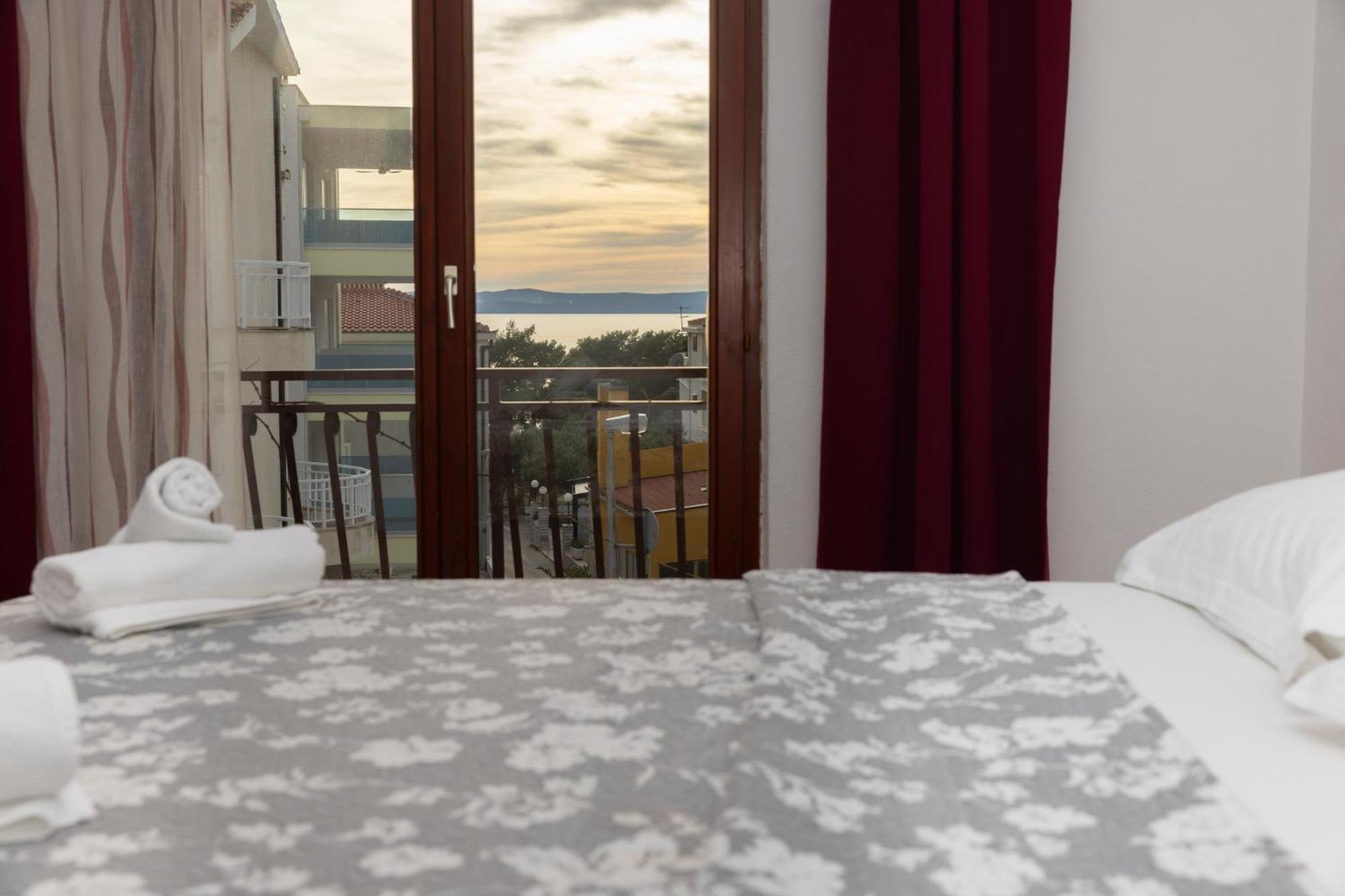 Apartments Family Roso Проманья Экстерьер фото