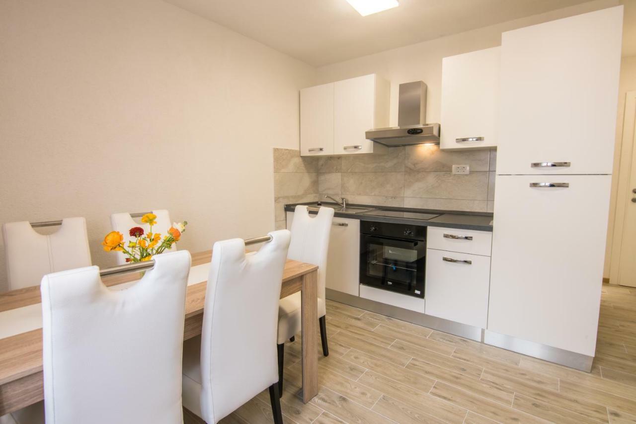 Apartments Family Roso Проманья Экстерьер фото