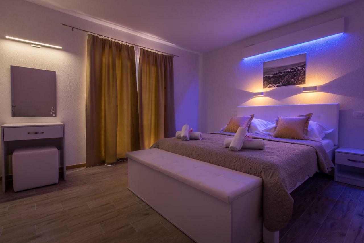 Apartments Family Roso Проманья Экстерьер фото